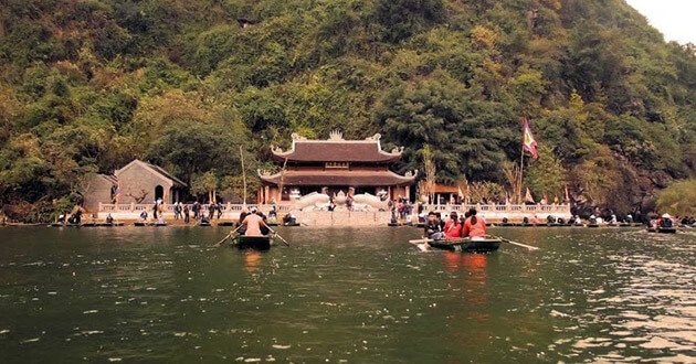 kinh-nghiem-di-chua-huong-22